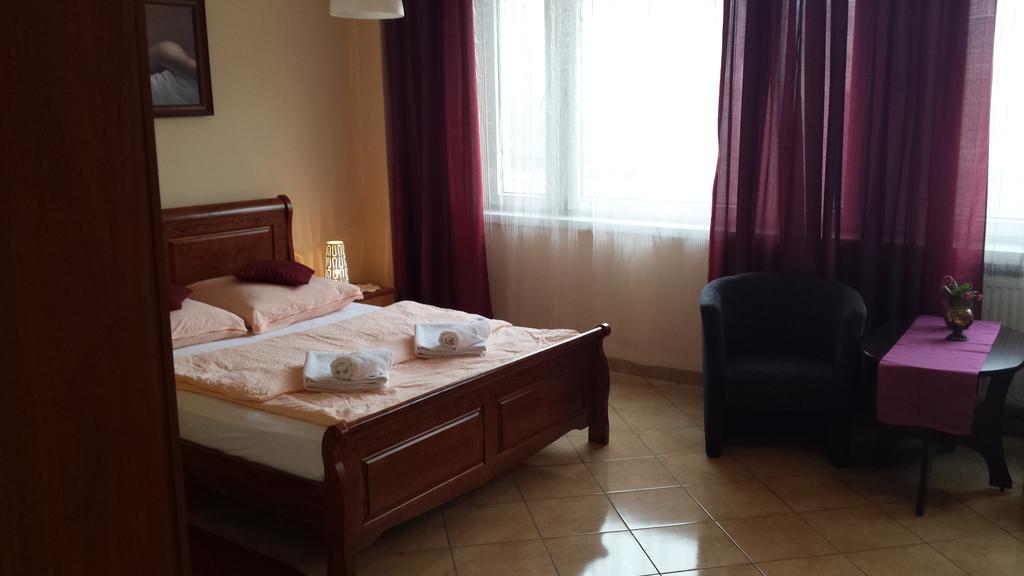 Hotel Elda 2 Bydgoszcz Rum bild